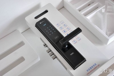 聯(lián)動(dòng)感應(yīng)開(kāi)門，華為智選VOC智能門鎖S搶先體驗(yàn)